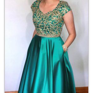 Madison James ball gown evening gown prom grown gold beaded emerald gown